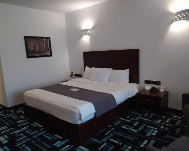 سوییت در کاشان