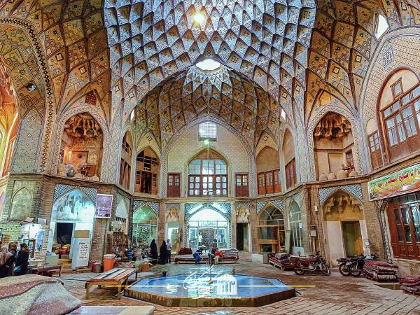 بازار کاشان، مکان هایی در دالان های آرامش بخش کاشان که نمیدانید