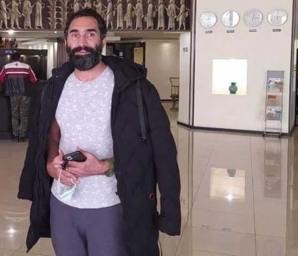 آقای هادی کاظمی(بازیگر)