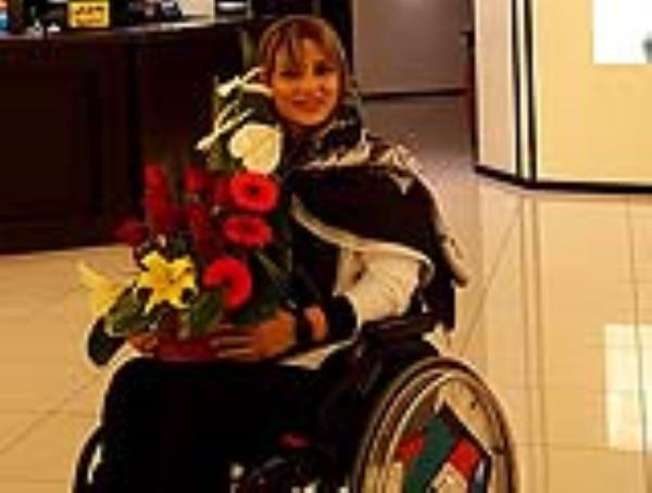 خانم مریم دادور(فعال انگیزشی جامعه معلولین)